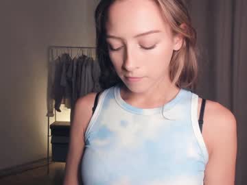 webcam girl wave_of_happy_ image #5527744