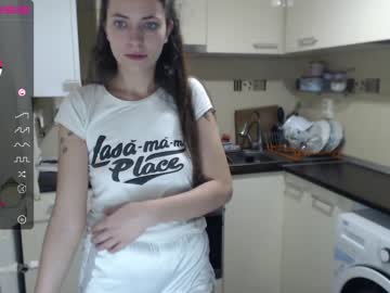 webcam couple maya_and_guests image #2002061