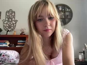 webcam girl kittengirlxo image #8972778