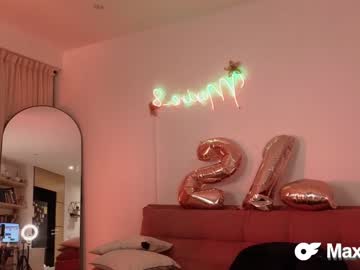 webcam girl maxine_8 image #6172921