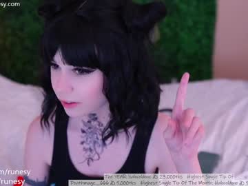 webcam girl runesy image #3988408