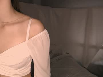 webcam girl ririazeliaa image #7983440