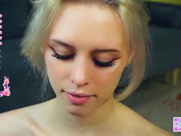 webcam girl audreycarvin image #8236071