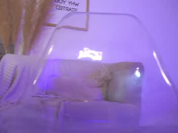 webcam girl veroniqe_lounge image #4943654