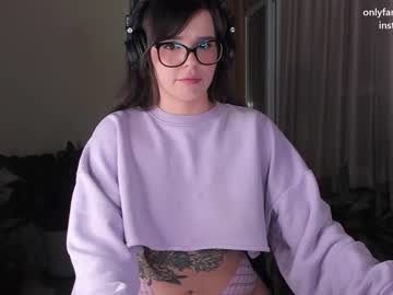 webcam girl aavee image #2796813