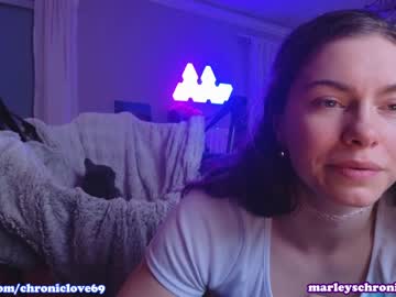 webcam girl chroniclove image #6632733