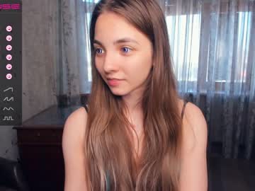 webcam girl shy_media image #4619933