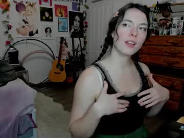 webcam girl tiggerrosey image #8548032