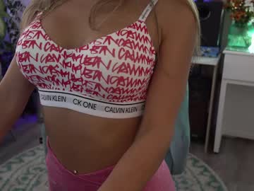 webcam girl beyllove_d image #3740110