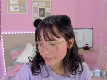 webcam girl little_effy18 image #2200957