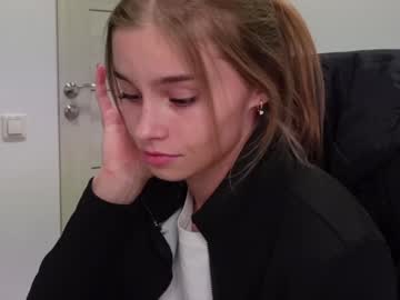 webcam girl abby_laker image #8591245
