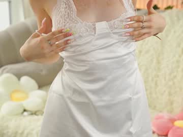 webcam girl you_fell_in_love image #7994739