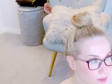 webcam girl myassistant image #1778267