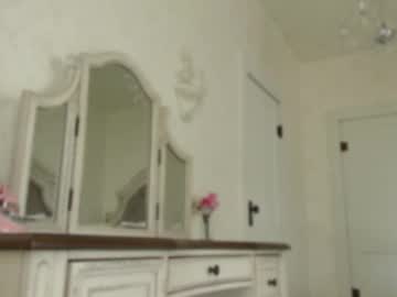 webcam girl littlegreekflower image #7160414