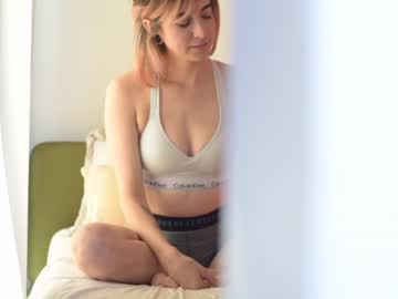 webcam girl lizmreow image #2172198