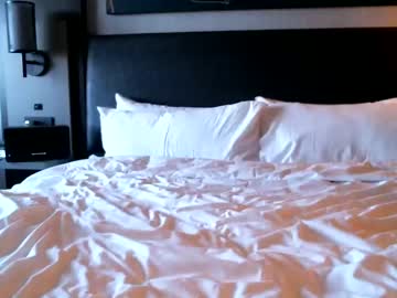 webcam couple ari_lovexo image #318130