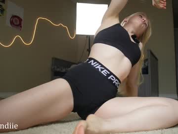 webcam girl bestblondiiecb image #9354564