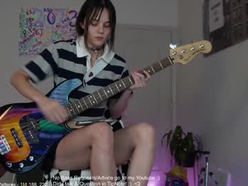 webcam girl petitebrat image #7147468