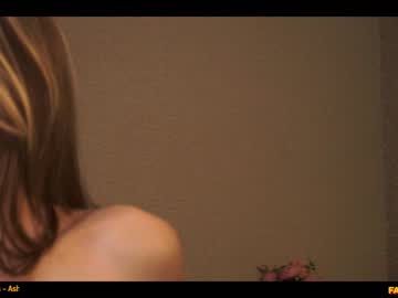 webcam couple hornykittens image #3396228