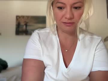 webcam girl kiradivine image #7603957