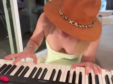 webcam girl kaileeshy image #5332834