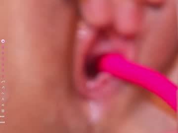 webcam girl lucie_beltran image #9405299