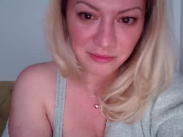 webcam girl kiradivine image #1768897
