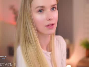 webcam girl brave_journey image #9380394