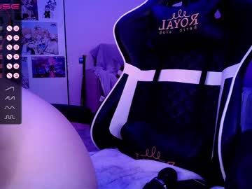 webcam girl _b_a_n_s_h_e_e_ image #4336525