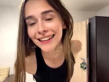 webcam girl fannygilbertson image #9654396