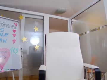 webcam girl ingridblondy94 image #1543148