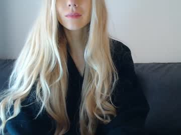 webcam girl pervyblonde image #747094