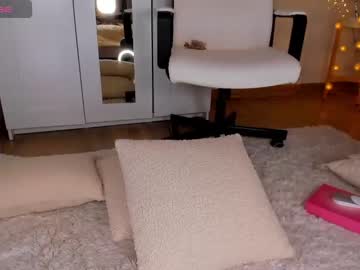 webcam girl roxy_blue_eyed_ image #6488259