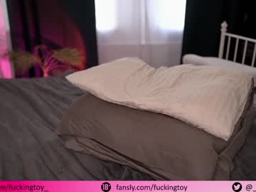 webcam girl fuckingtoy_ image #2436309