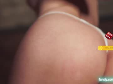 webcam girl hoolybunny image #2996286