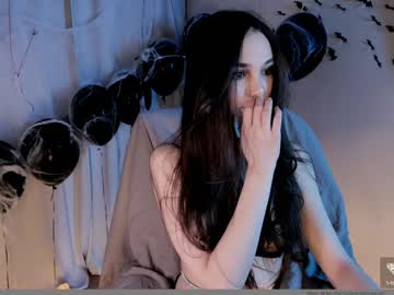 webcam girl hollyextra image #8164193
