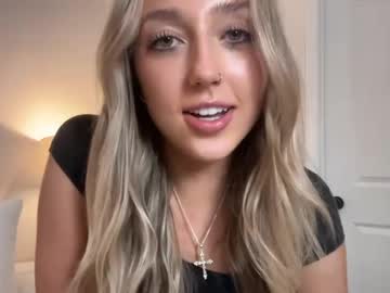 webcam girl lovelyyylivyyy image #7832045