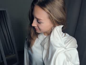 webcam girl wave_of_happy_ image #5649318