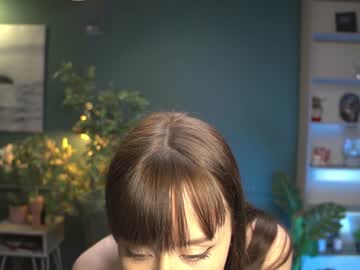 webcam girl ella_knockers_xl image #1435215