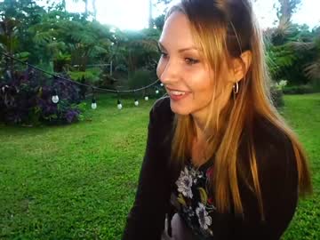 webcam girl kaileeshy image #694036