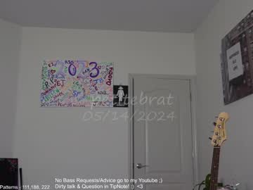 webcam girl petitebrat image #6986078