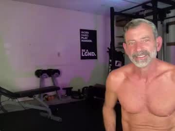 webcam man browneyedmuscleboy32 image #7745772