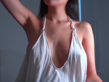 webcam girl houseofkei image #1446076