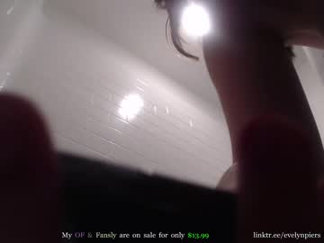 webcam girl evelynpiers image #7036600