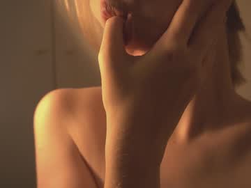 webcam girl bibi_it_is image #2373796