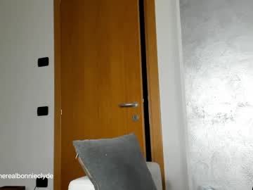 webcam girl therealbonnieclydex image #327915