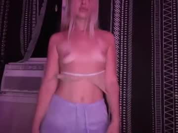 webcam girl honeybun_z image #8788232