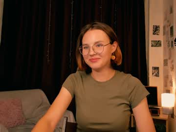 webcam girl radiant_starline image #7843541