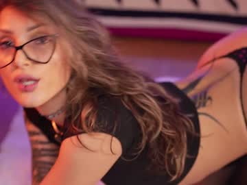 webcam girl informal_ image #9460175