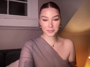 webcam girl novavangogh image #9168301